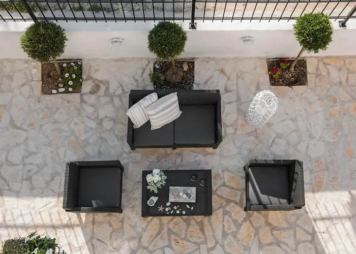 Διαμέρισμα E & G - Figareto *